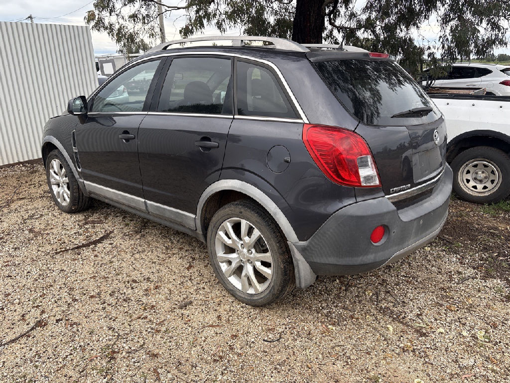 SERIES 2 DIESEL 2013 Holden Captiva