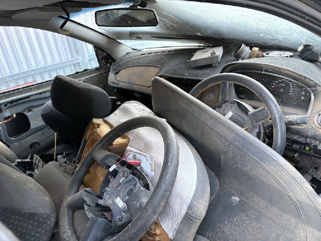VZ ADVENTURA 2005 Holden Commodore photo 5