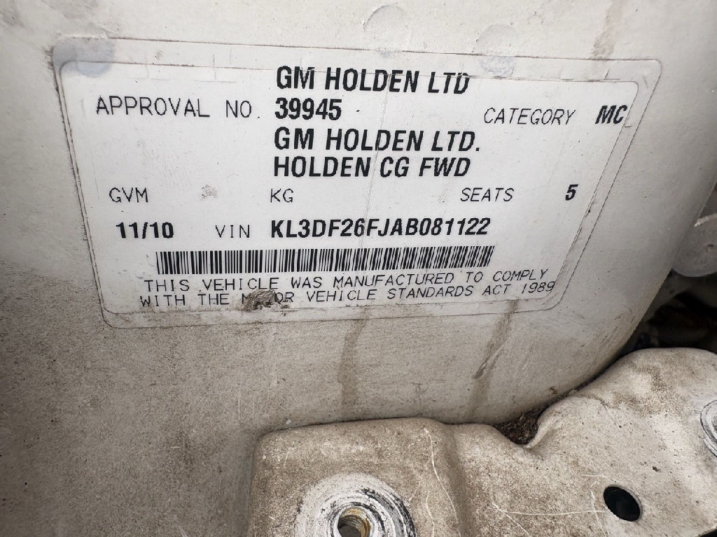 SERIES 1 2010 Holden Captiva photo 2
