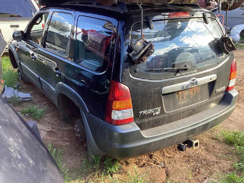 2002 Mazda Tribute photo 3