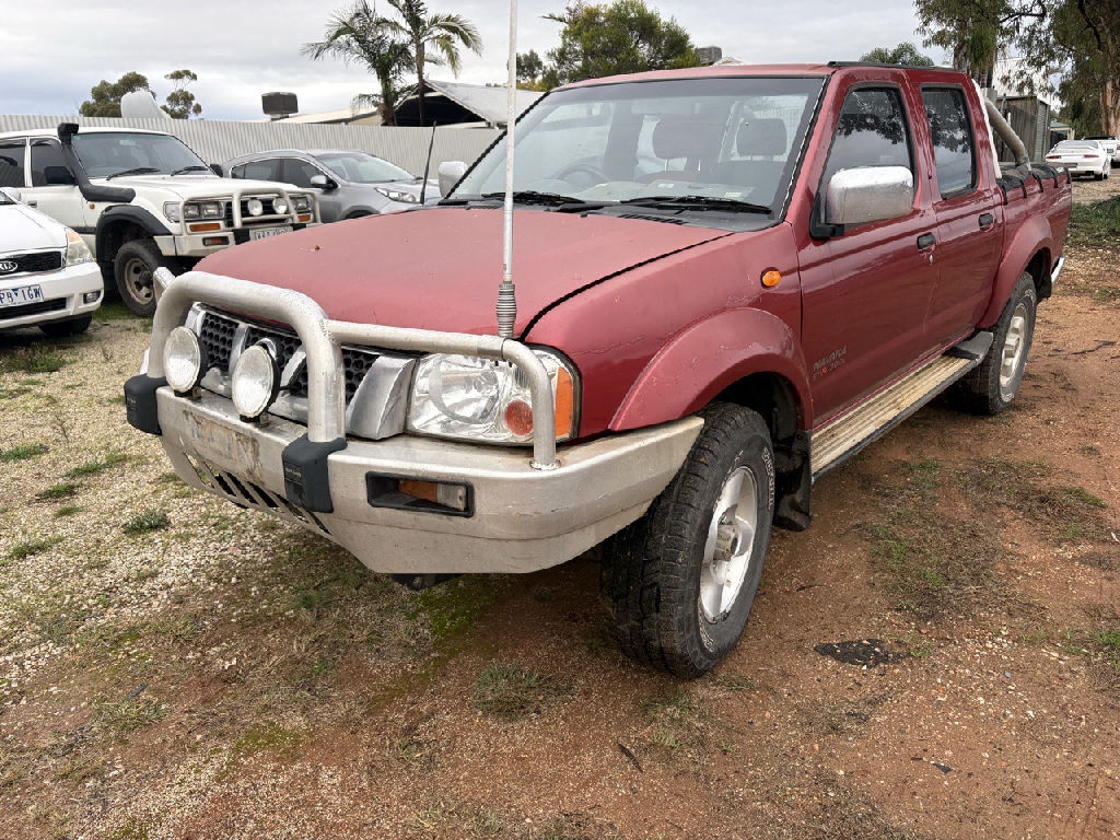 D22 ZD30 2005 Nissan Navara photo 2