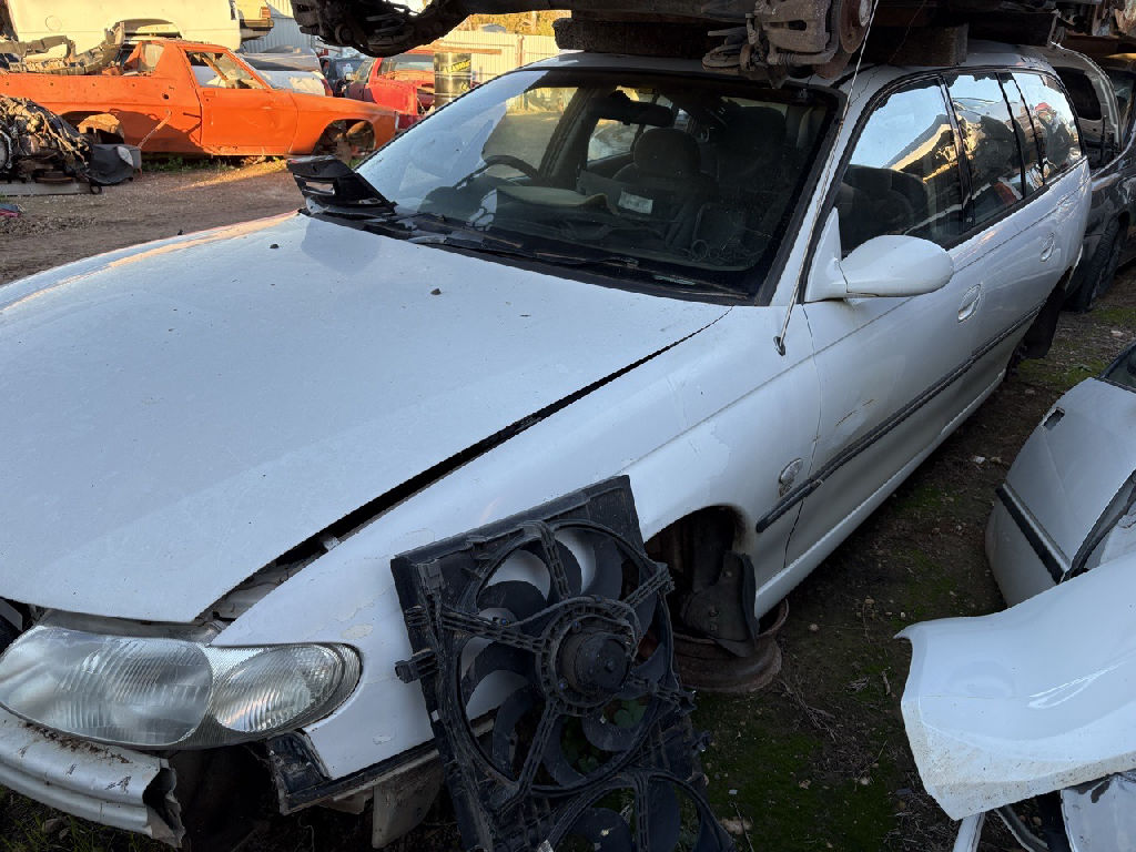 1999 Holden Commodore Vt photo 4
