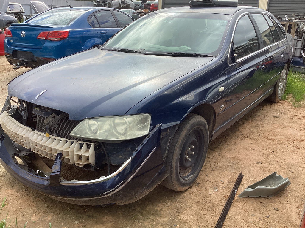 BA 2003 Ford Fairlane photo 2
