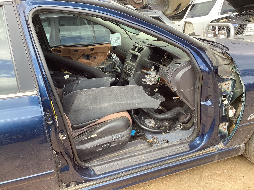 BA 2003 Ford Fairlane photo 6