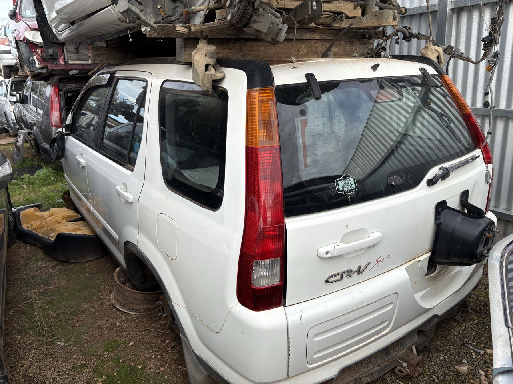 2002 Honda Crv photo 2