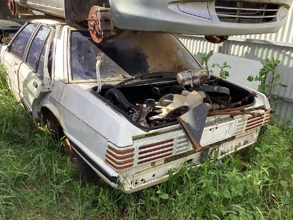 XF 1987 Ford Falcon photo 3