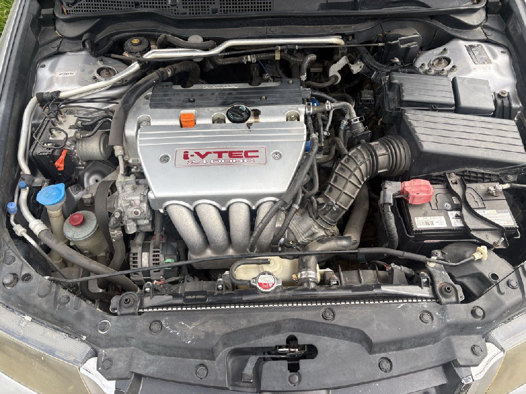 CL9 2005 Honda Accord photo 8