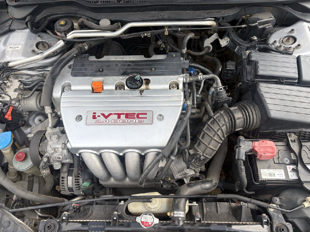 CL9 2005 Honda Accord photo 10