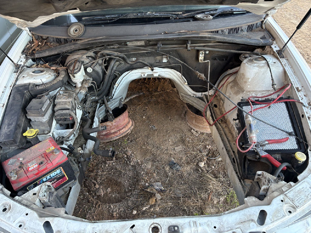VY 2004 Holden Commodore photo 6
