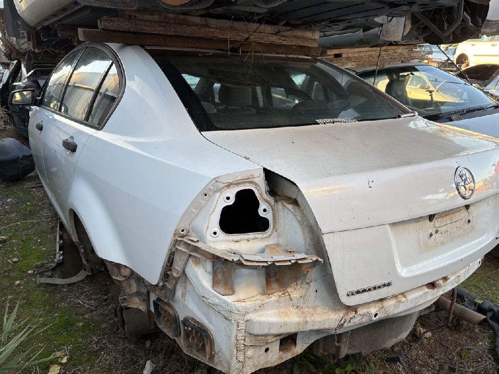VE 2008 Holden Commodore photo 4