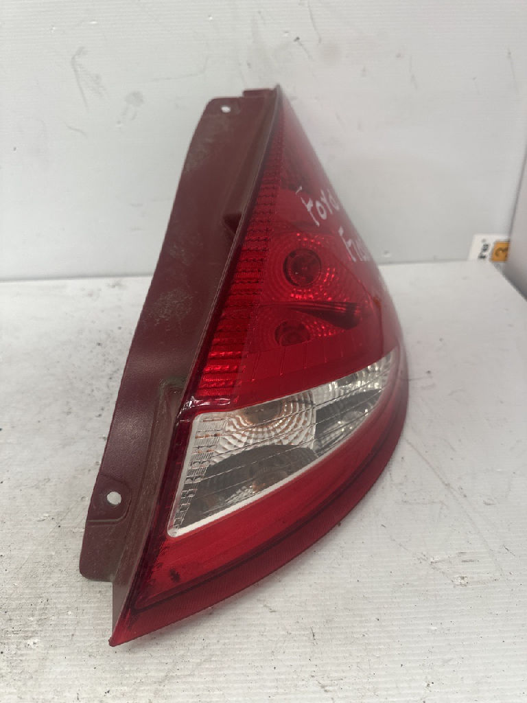 Lh Tail Light photo 3