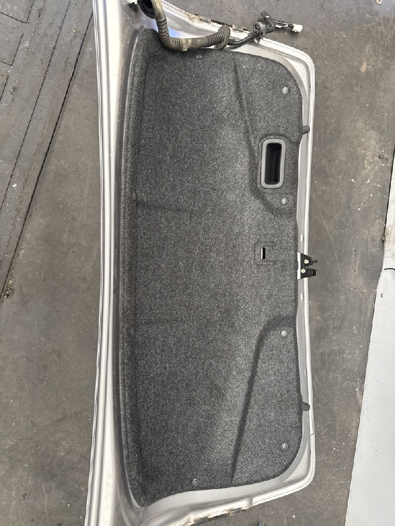 Boot Lid photo 3