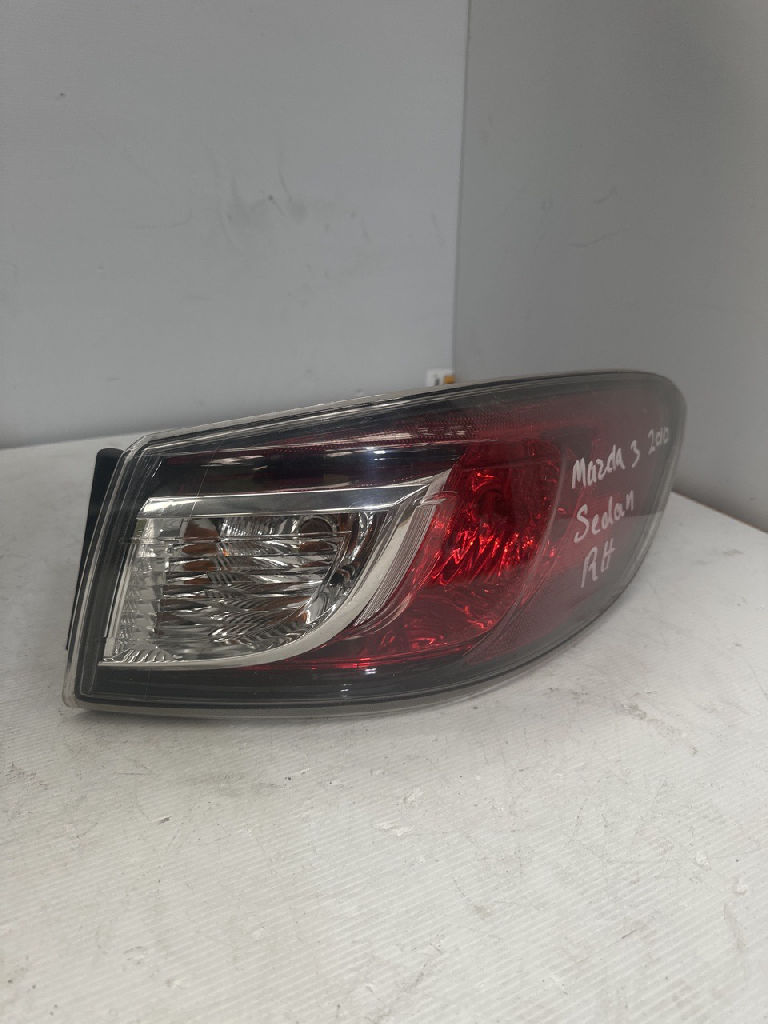 RH tail light
