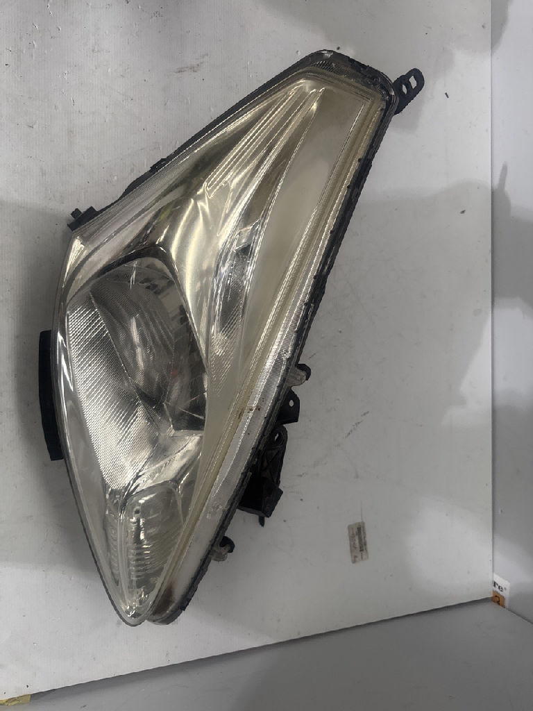 Rh Head Light photo 3