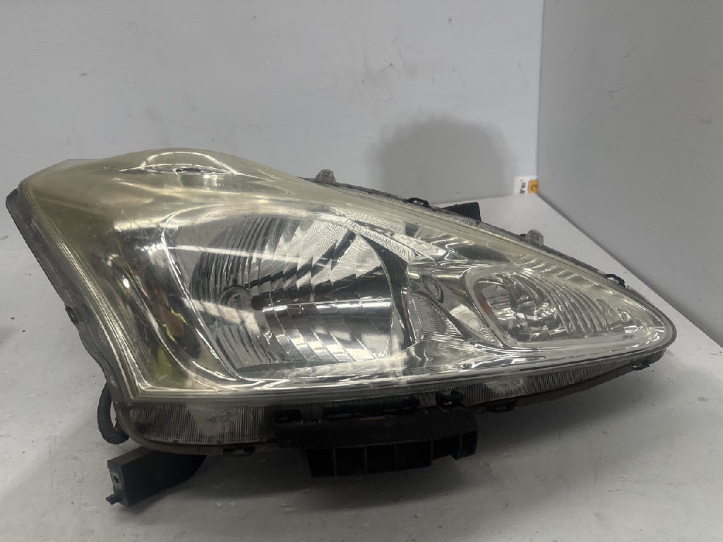 Rh Head Light photo 4