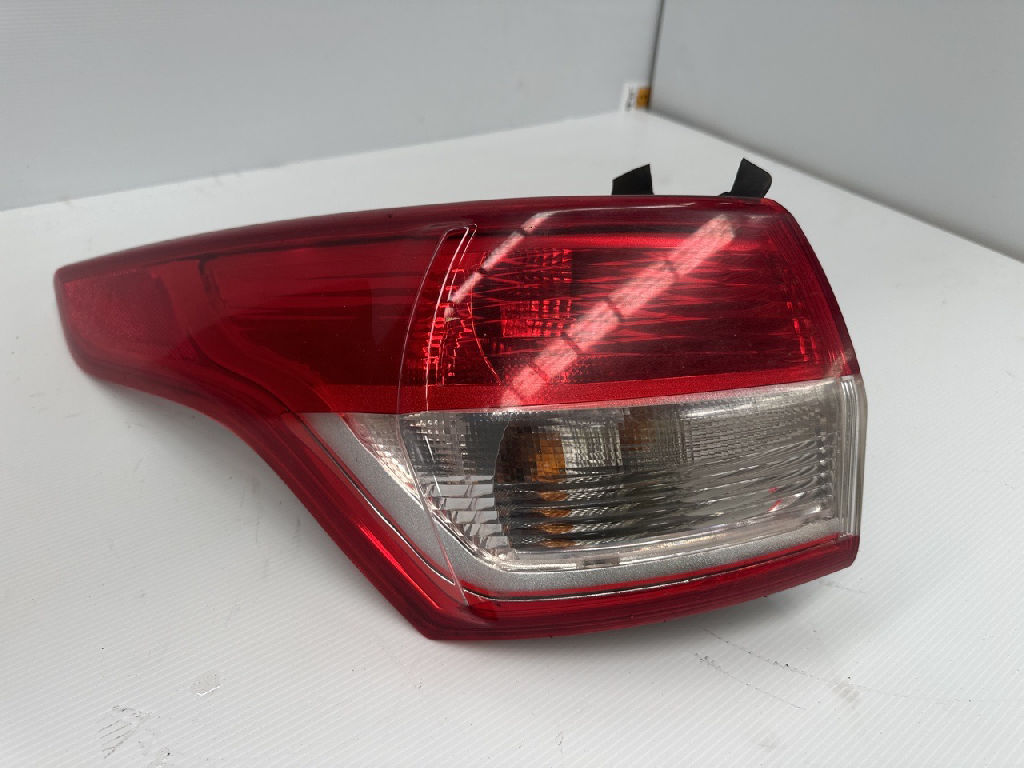 Lh Tail Light photo 4