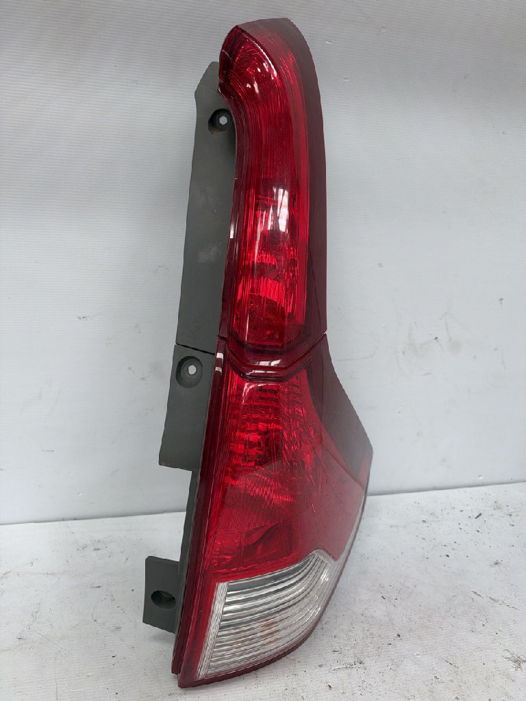 RH tail light photo 2
