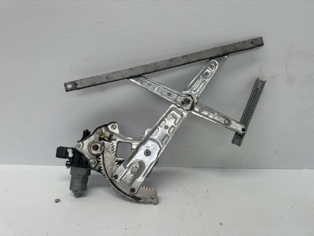 Right Rear Window Regulator photo 2