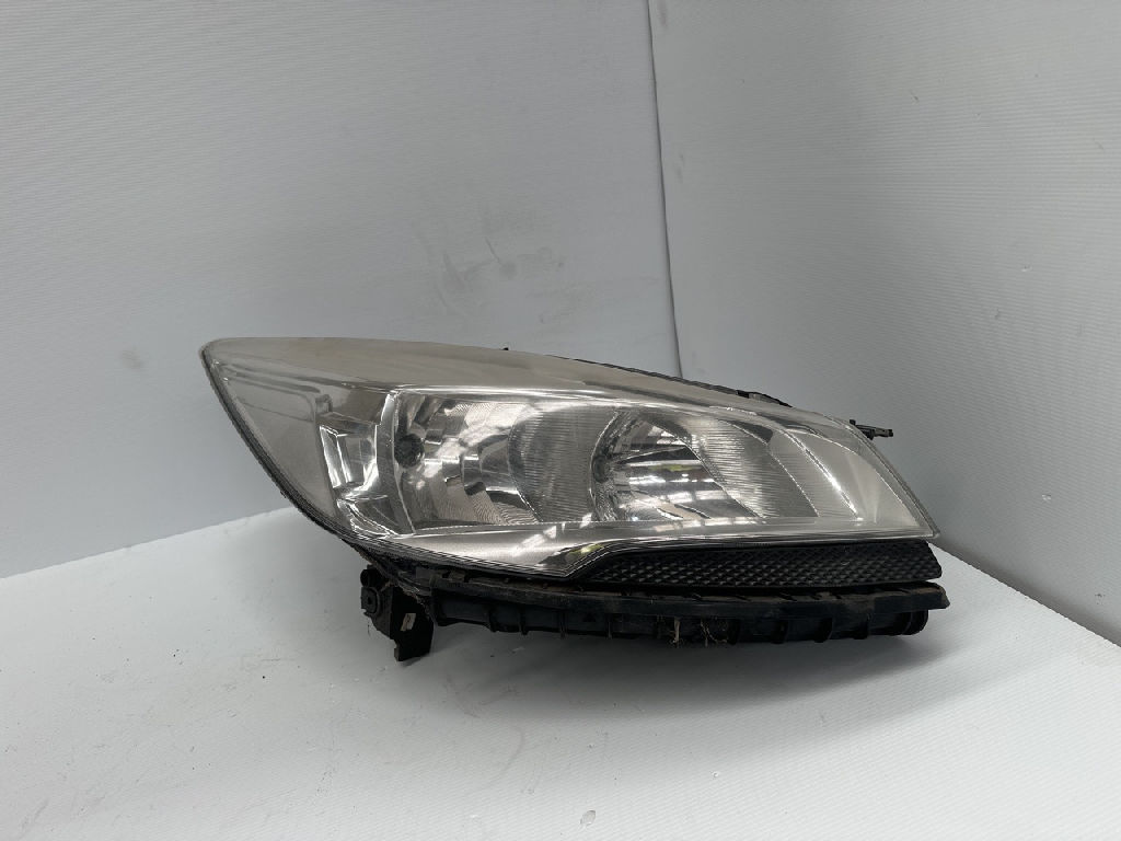 Rh Head Light photo 3