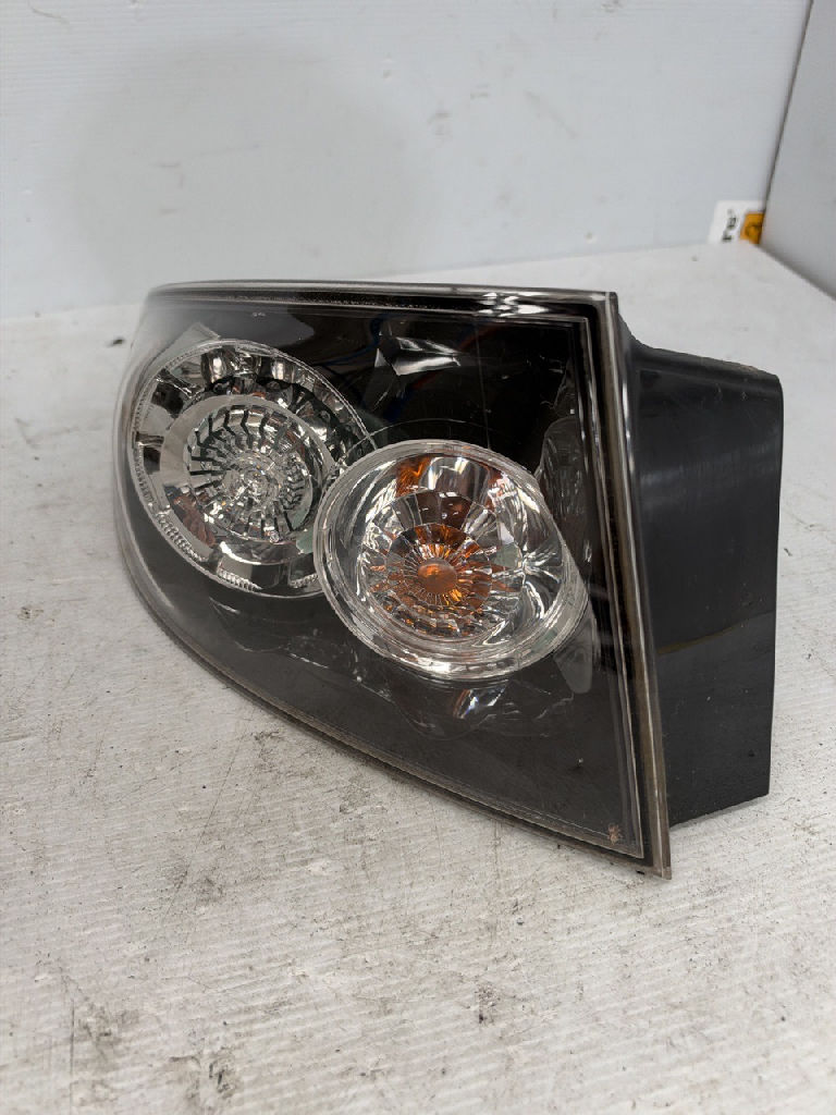 LH TAIL LIGHT photo 2
