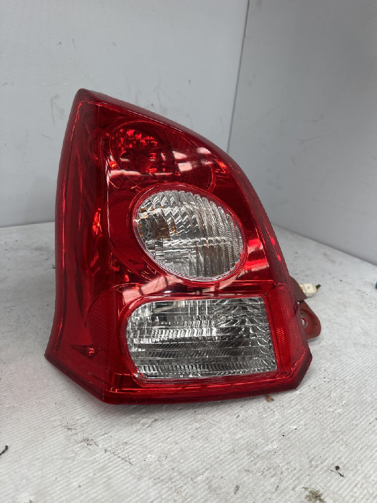 LH TAIL LIGHT photo 2