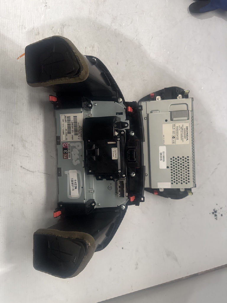 Radio photo 3