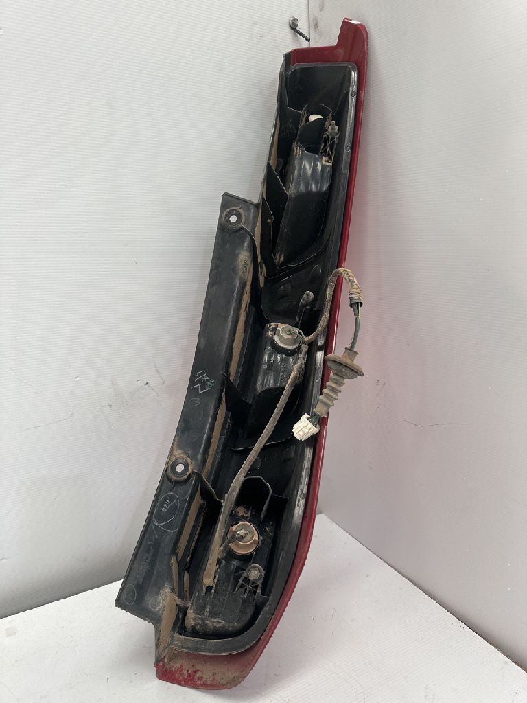 Lh Tail Light photo 5