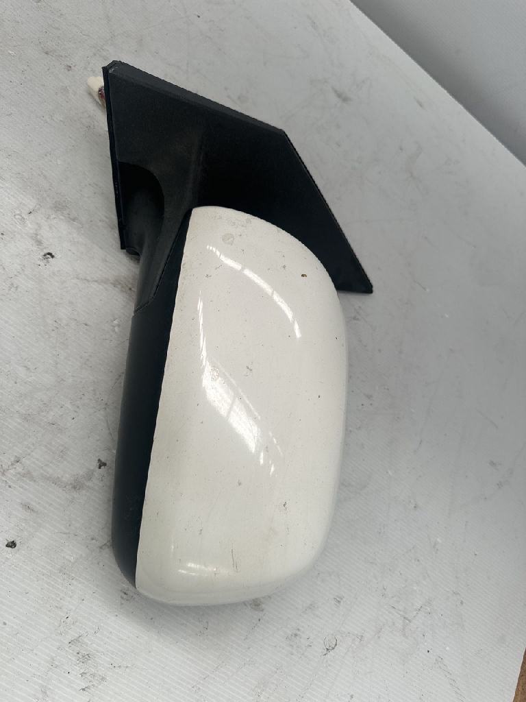 Lh Side Mirror photo 2