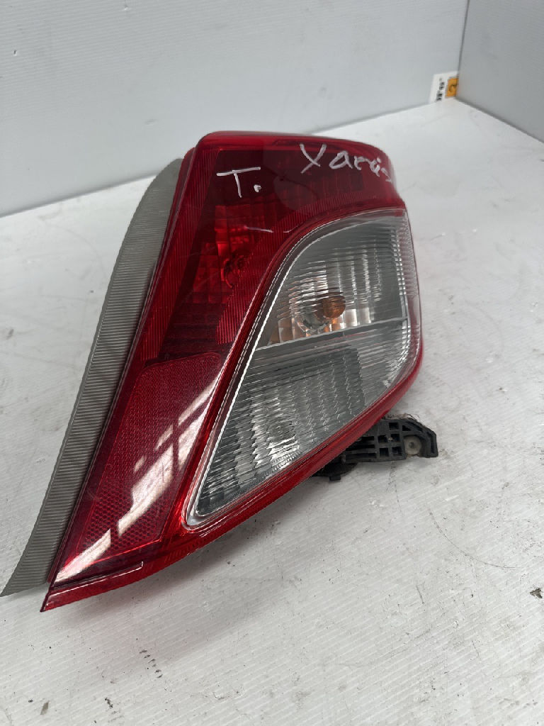 RH tail light