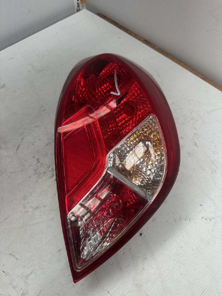 RH tail light