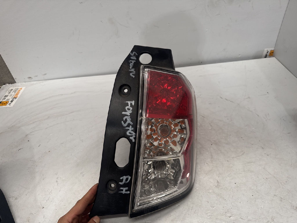 RH tail light