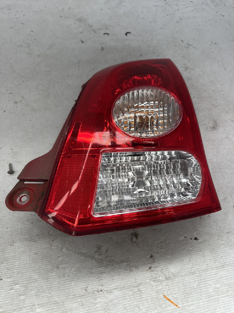 RH tail light photo 4