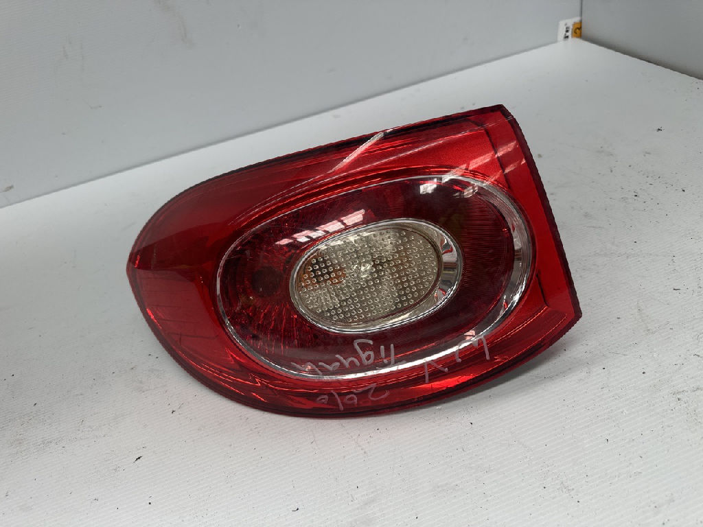 Lh Tail Light photo 5