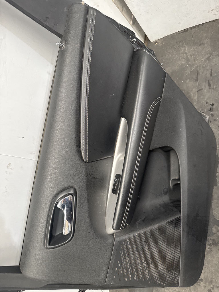 Rh Rear Door photo 4