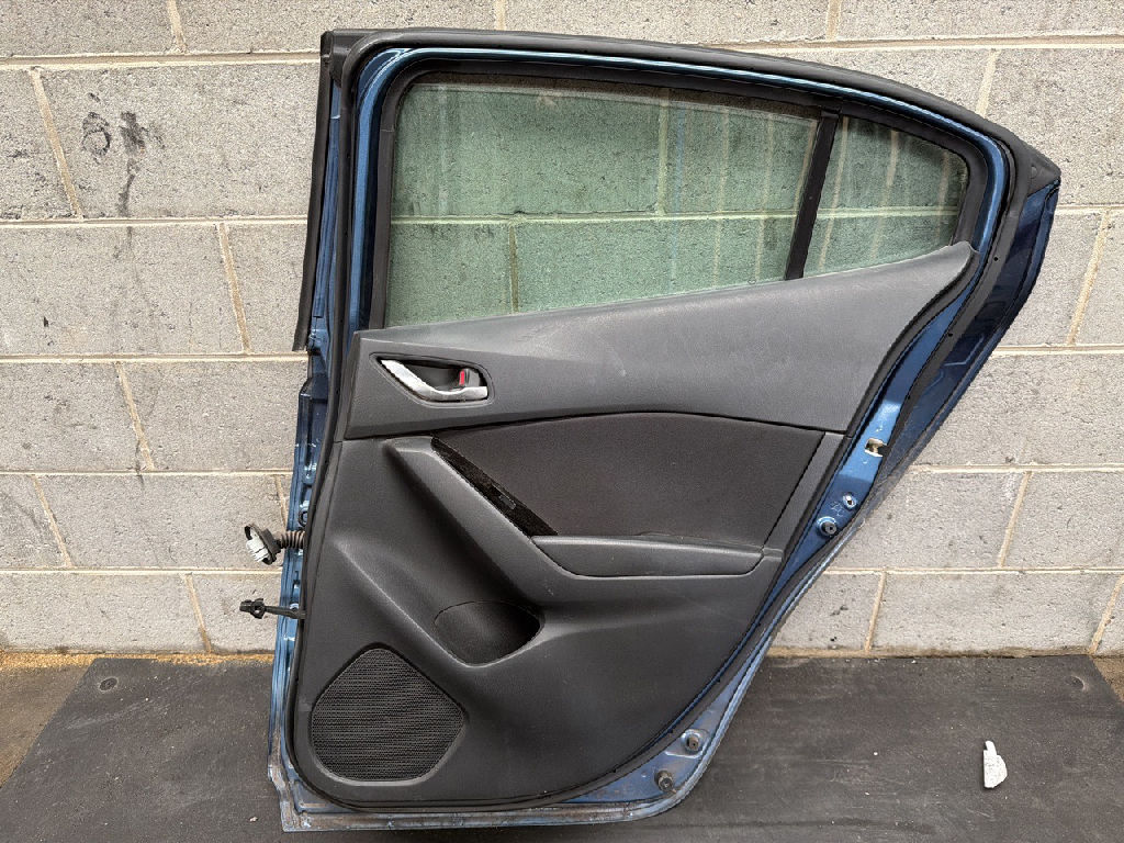 Rh Rear Door photo 2