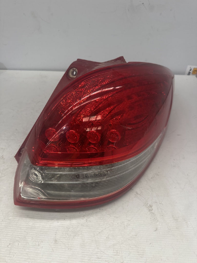 RH tail light
