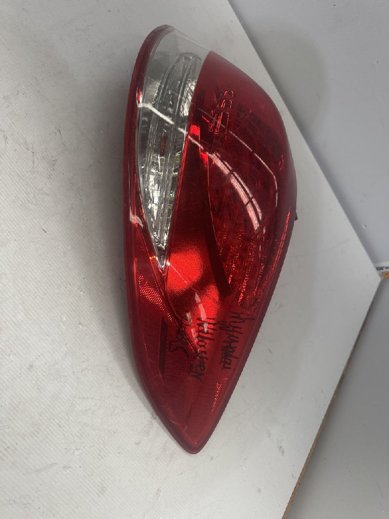 RH tail light photo 4