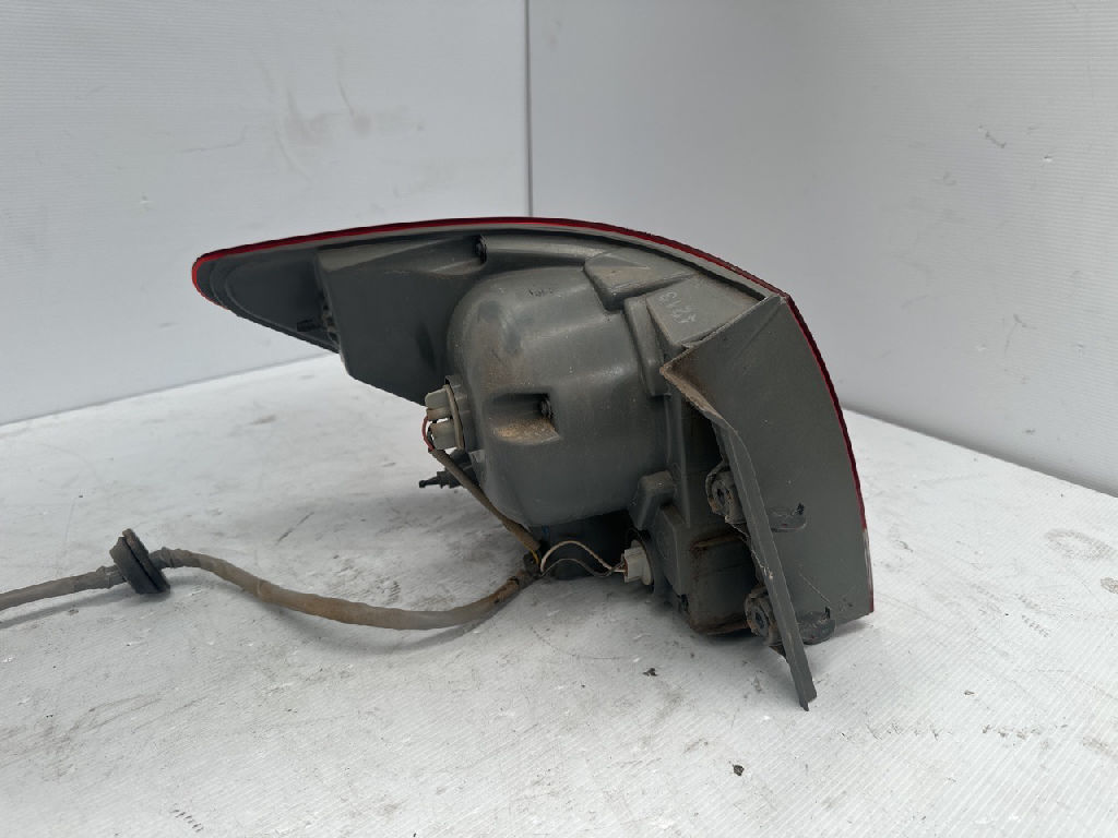 Lh Tail Light photo 2