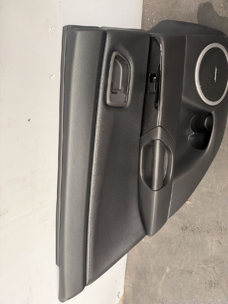 Lh Rear Door Trim photo 3