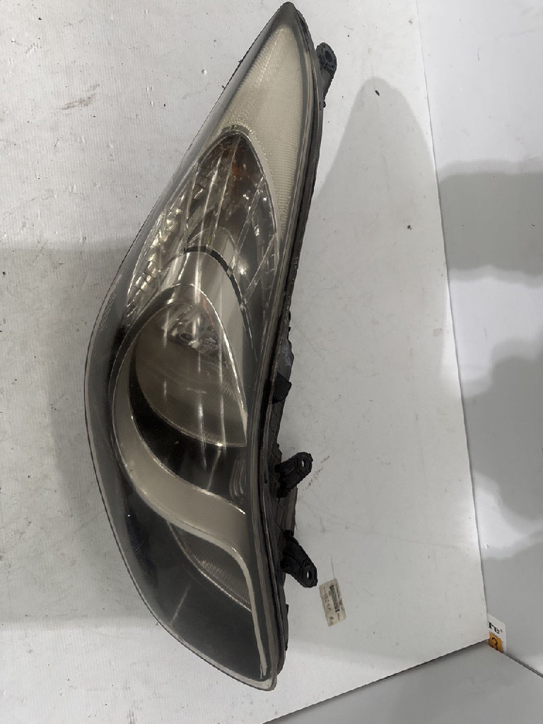 Rh Head Light photo 2