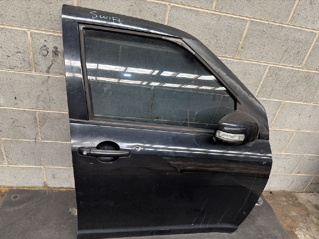 RH front Door