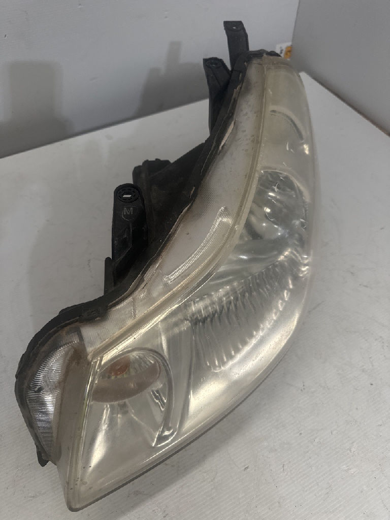 Lh Head Light photo 2