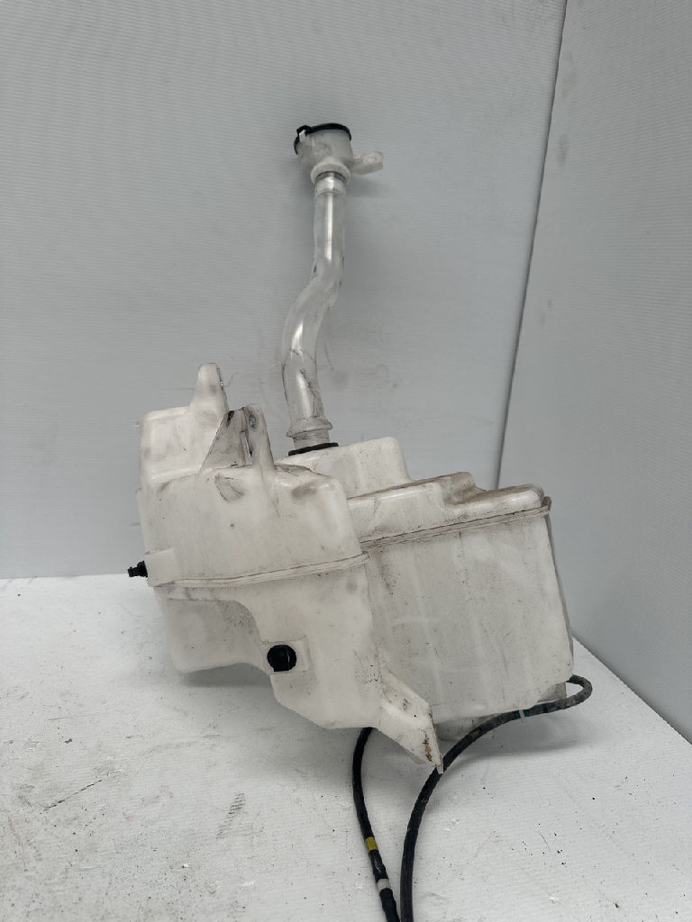 Washer Bottle photo 3