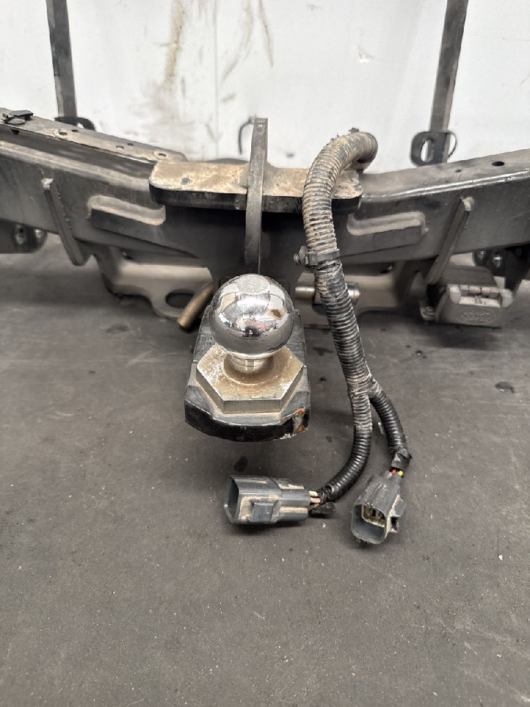 Tow Bar photo 2
