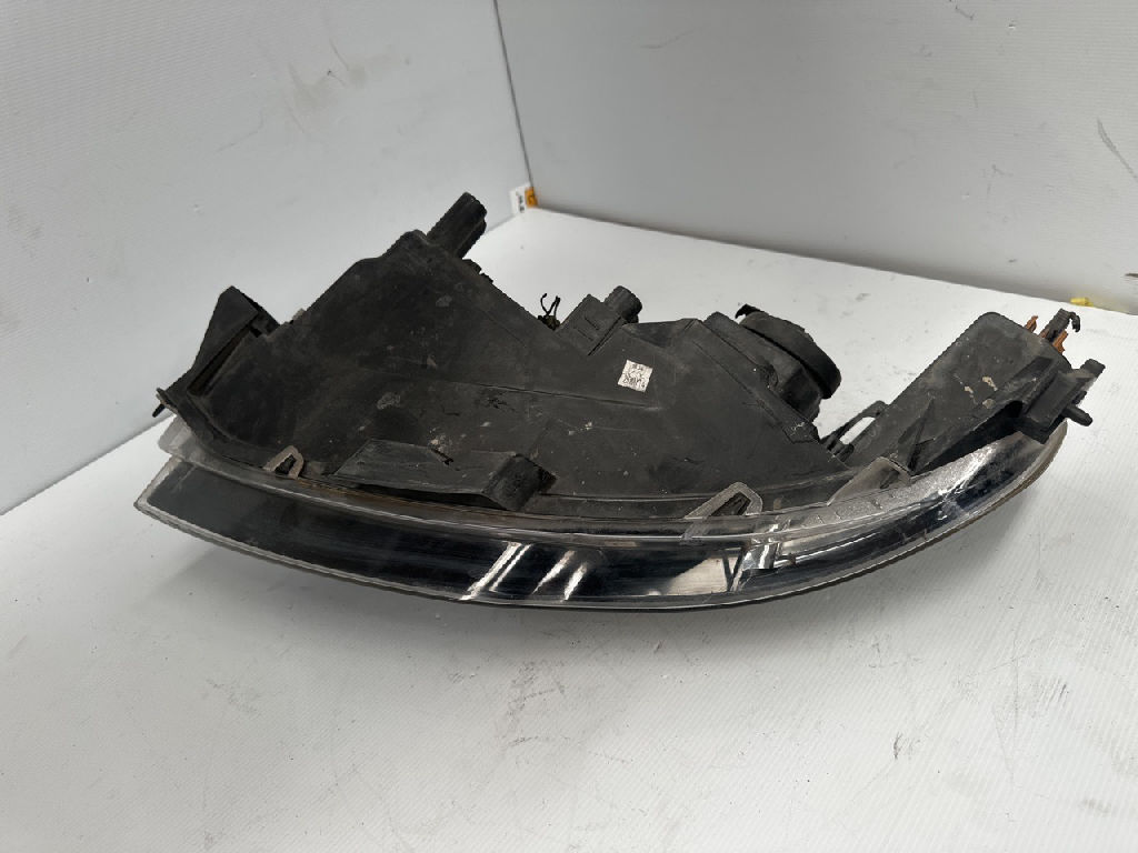 Rh Head Light photo 4