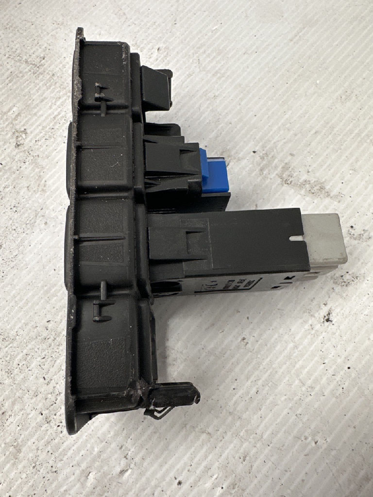 Foglamp Switch photo 3