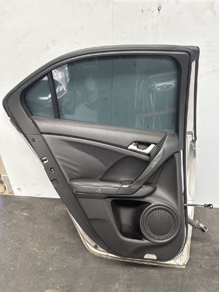 LH Rear Door photo 3