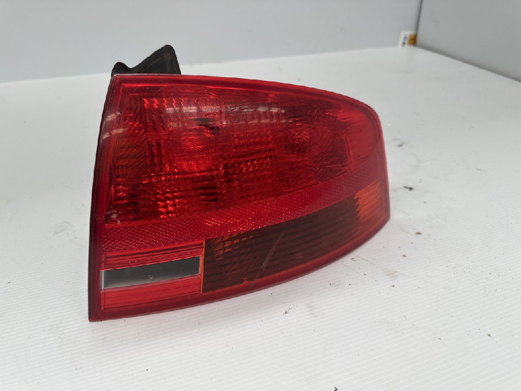Rh Tail Light