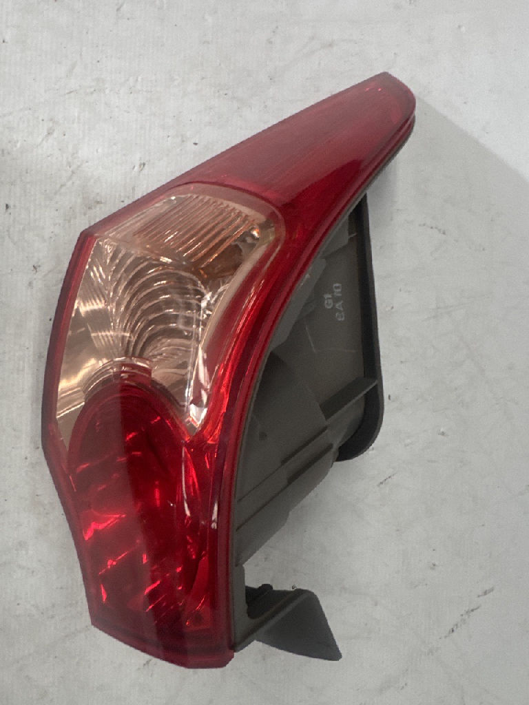 Lh Tail Light photo 4