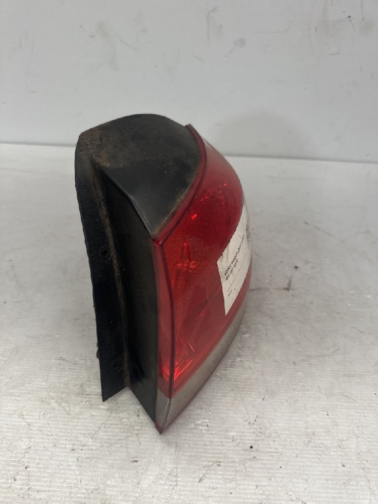 RH tail light photo 3